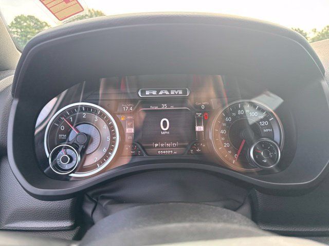 Used 2022 RAM 1500 Big Horn AWD/4WD image 30