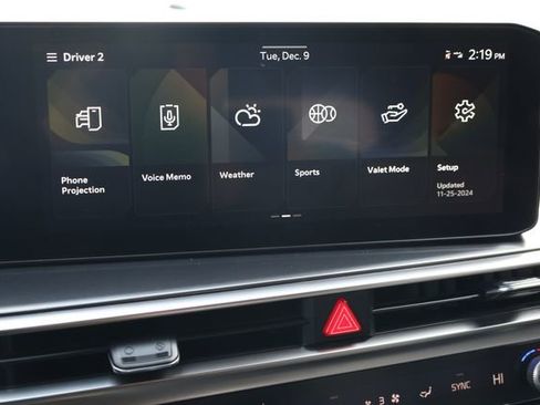 Certified 2024 Kia Sorento S image 19