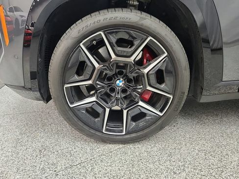 Used 2023 BMW XM AWD/4WD image 16