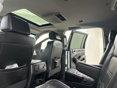 Used 2017 GMC Yukon XL Denali w/ Open Road Package AWD/4WD image 28