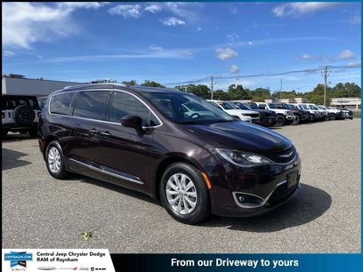 Used 2018 Chrysler Pacifica Touring-L