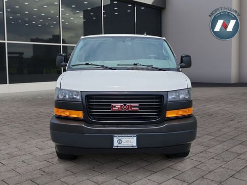 Used 2022 GMC Savana 2500 RWD image 8
