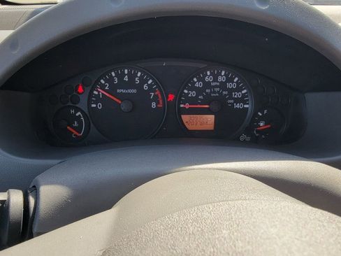 Used 2021 Nissan Frontier SV image 16