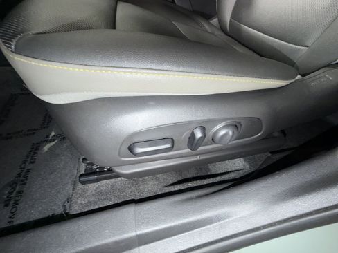 Used 2025 Chevrolet Trax ACTIV w/ Driver Confidence Package image 14