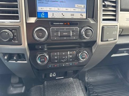 Used 2017 Ford F350 Lariat w/ FX4 4x4 Off Road Package image 28