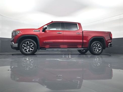 Certified 2023 GMC Sierra 1500 SLT w/ SLT Premium Plus Package AWD/4WD image 28