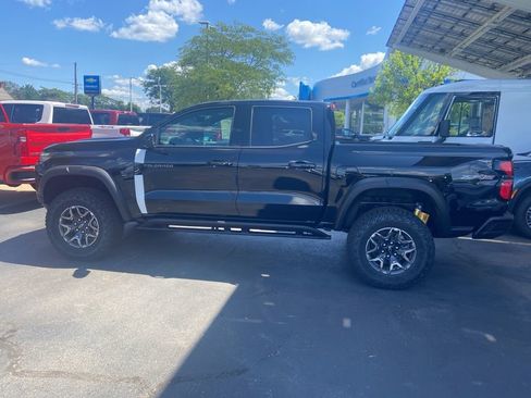 New 2025 Chevrolet Colorado ZR2 w/ Technology Package image 3