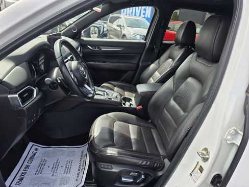 Used 2022 MAZDA CX-5 Signature image 9