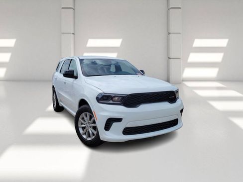 Used 2025 Dodge Durango GT image 3