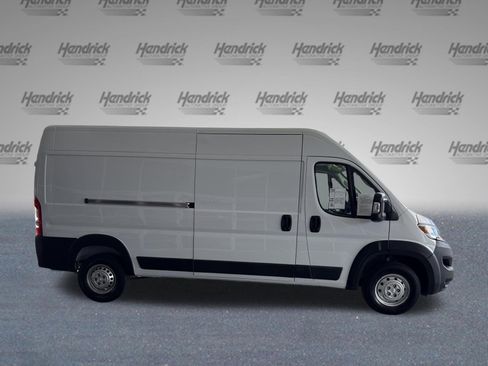 Used 2024 RAM ProMaster 2500 w/ Convenience Group FWD image 10