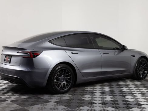 Used 2025 Tesla Model 3 Long Range AWD/4WD image 8