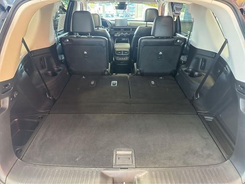Used 2025 Honda Pilot Touring image 37