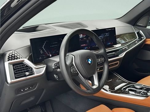 Used 2026 BMW X5 xDrive40i AWD/4WD image 9