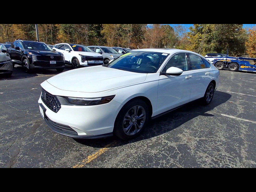 Used 2023 Honda Accord EX image 4