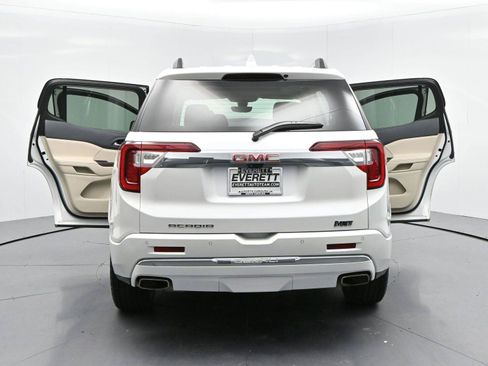 Used 2023 GMC Acadia Denali w/ Denali Ultimate Package FWD image 39