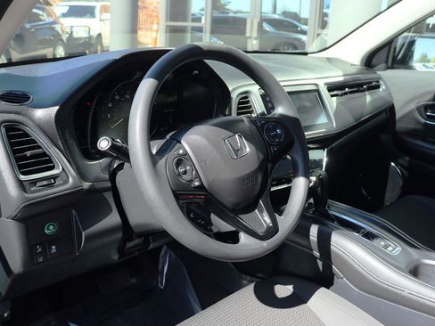 Used 2019 Honda HR-V EX image 39