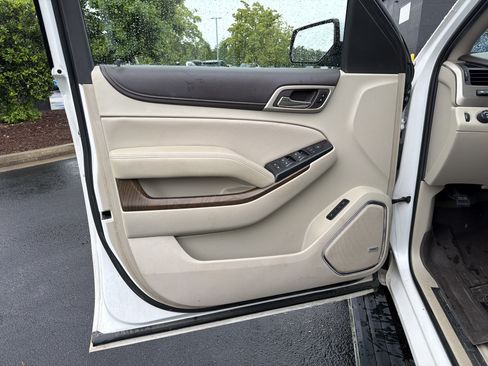Used 2018 GMC Yukon Denali w/ Denali Ultimate Package AWD/4WD image 17