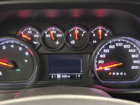 Used 2022 Chevrolet Silverado 1500 Custom Trail Boss w/ LPO, Dark Essentials Package AWD/4WD image 16