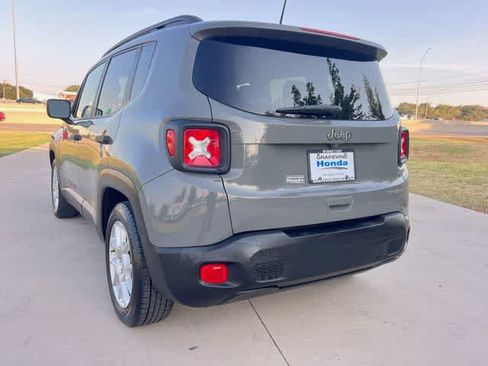 Used 2021 Jeep Renegade Sport w/ Sport Appearance Group FWD image 5