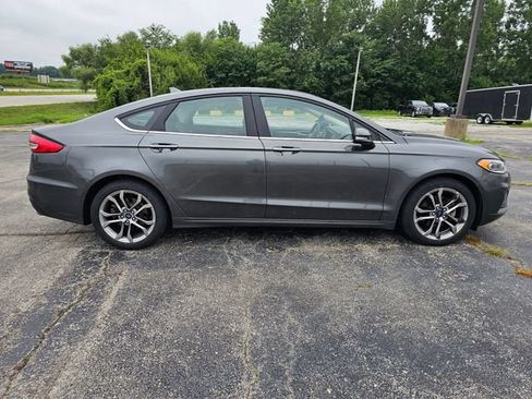 Used 2020 Ford Fusion SEL FWD image 9