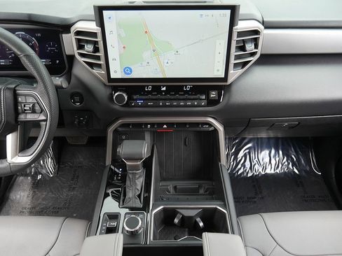 Used 2026 Toyota Tundra Limited AWD/4WD image 20
