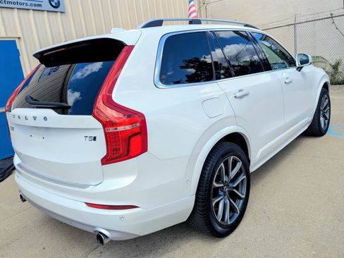 Used 2019 Volvo XC90 T5 Momentum w/ Advanced Package AWD/4WD image 10
