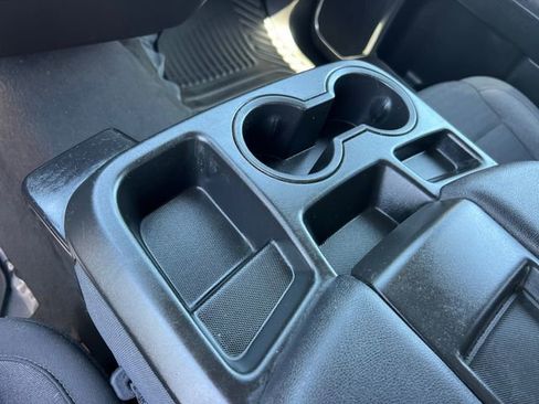 Used 2024 Chevrolet Silverado 1500 LT image 35