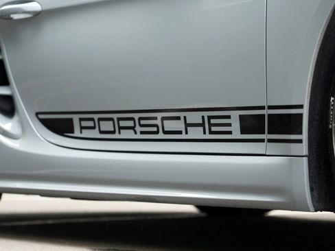 Used 2024 Porsche 718 Cayman RWD image 47