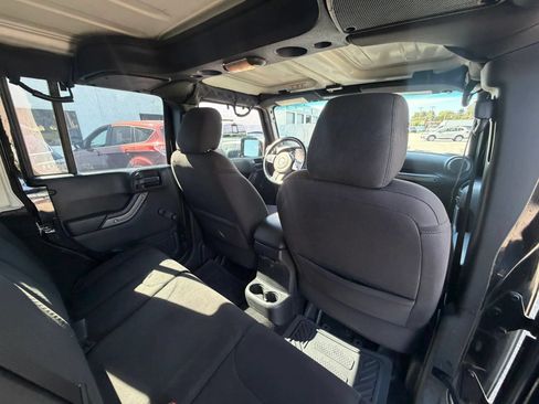 Used 2018 Jeep Wrangler Unlimited Sport w/ Connectivity Group AWD/4WD image 24