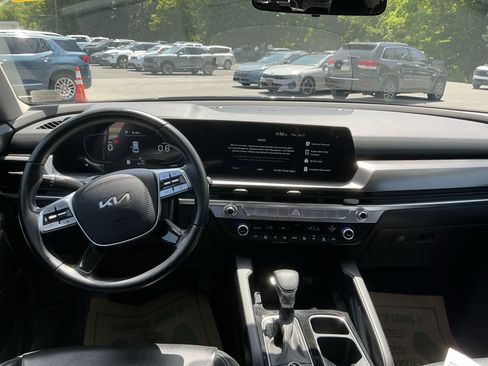 Certified 2024 Kia Telluride LX AWD/4WD image 11