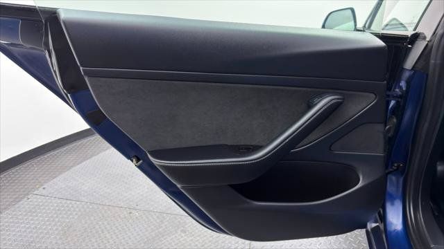 Used 2021 Tesla Model 3 Standard Range Plus RWD image 14
