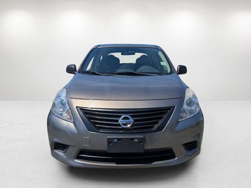 Used 2014 Nissan Versa S Plus image 2