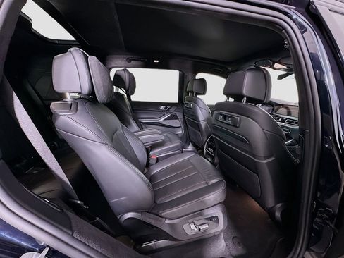 Used 2022 BMW X7 M50i w/ Cold Weather Package image 30