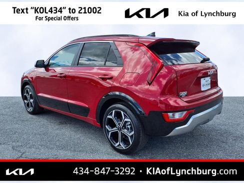 New 2025 Kia Niro EX Touring image 6