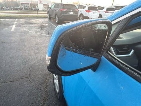 Used 2019 Toyota RAV4 LE image 37