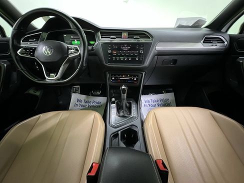Used 2022 Volkswagen Tiguan SE R-Line FWD image 16