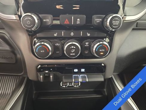 Used 2022 RAM 2500 Big Horn w/ Level A Equipment Group AWD/4WD image 25