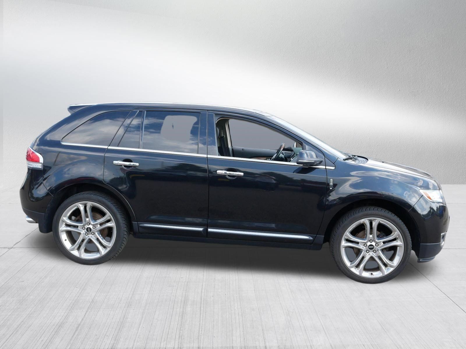Used 2013 Lincoln MKX AWD image 8
