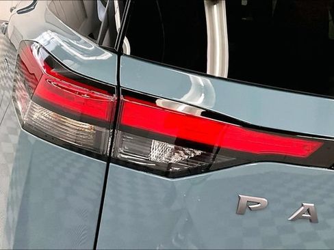 New 2026 Nissan Pathfinder Platinum w/ Cargo Package AWD/4WD image 19