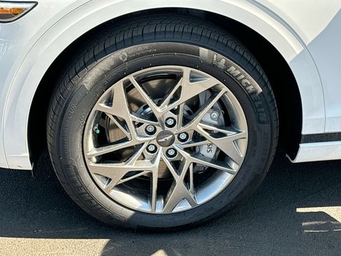 Certified 2025 Genesis GV70 2.5T w/ Advanced Package AWD/4WD image 16