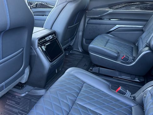 Used 2026 Cadillac Escalade IQ Sport 1 w/ LPO, Floor Liner Package image 13