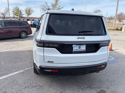 New 2026 Jeep Grand Wagoneer Summit AWD/4WD image 26