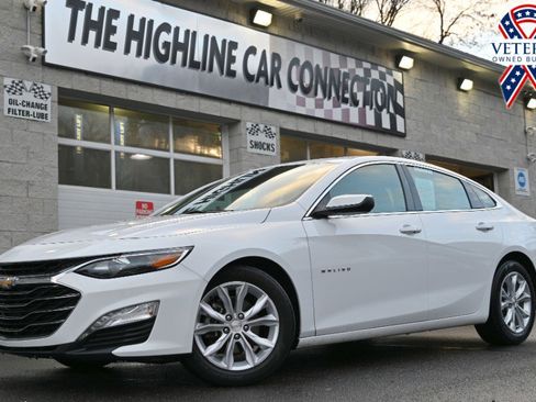 Used 2024 Chevrolet Malibu LT image 1