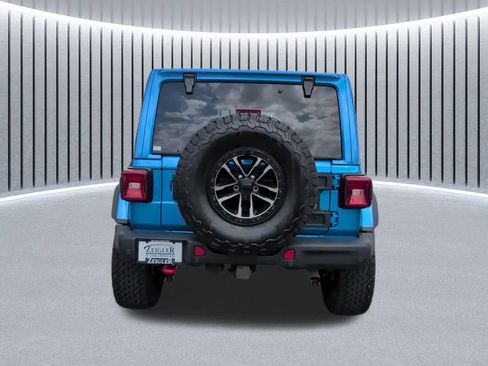 Used 2024 Jeep Wrangler Unlimited Rubicon AWD/4WD image 10