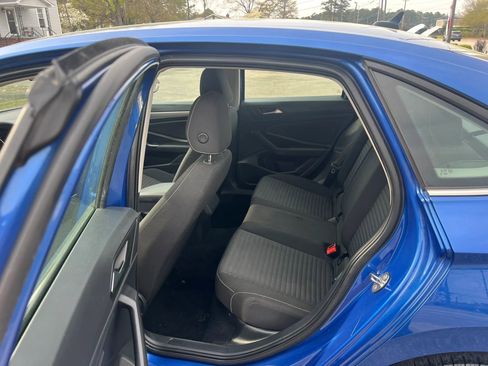 Used 2022 Volkswagen Jetta S FWD image 5