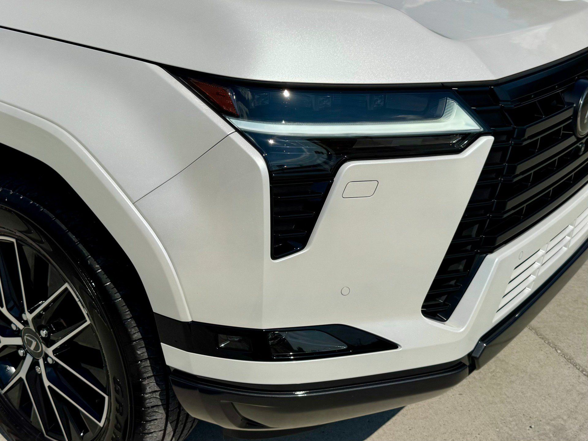 Used 2025 Lexus GX 550 w/ Cold Area Package AWD/4WD image 76