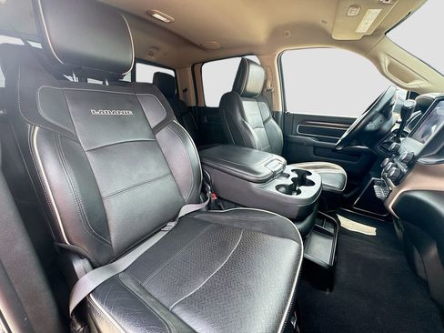 Used 2022 RAM 2500 Laramie AWD/4WD image 31