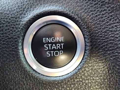 Used 2023 Toyota Tundra SR5 w/ SR5 Convenience Package AWD/4WD image 18