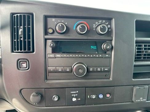 New 2024 Chevrolet Express 3500 w/ Power Convenience Package image 17