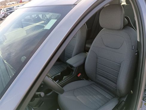 Certified 2025 Kia K4 EX image 17